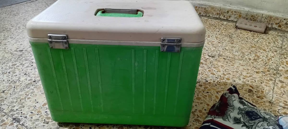 كول بوكس نضيف جدا حجم ٣٢ الكبير ب١٥٠ ***********
