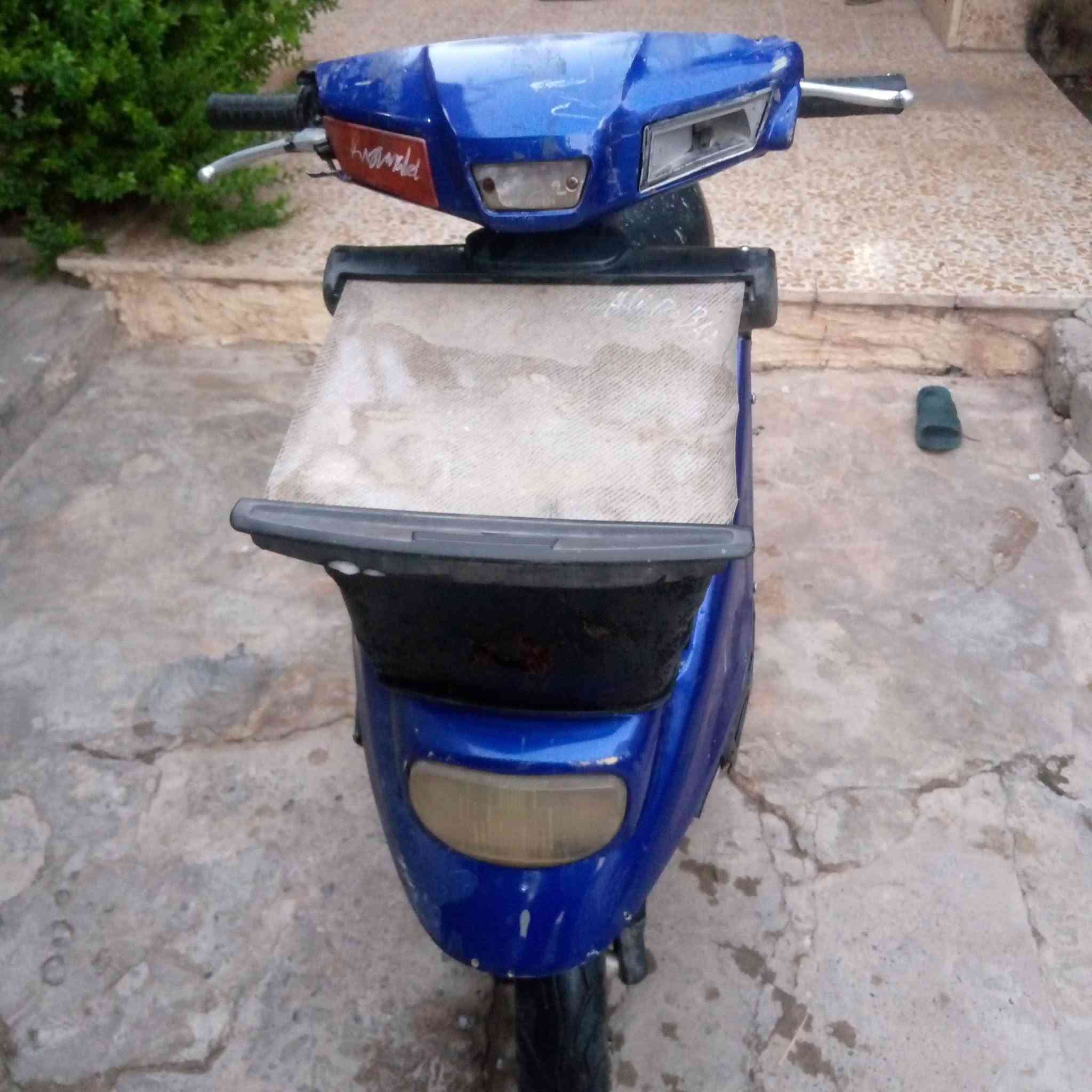 ماتور بزونه للبيع شغال كامل كهربائيات تشتغل السعر 115 وبيها مجال اتصل على هذا الرقم واتساب***********
