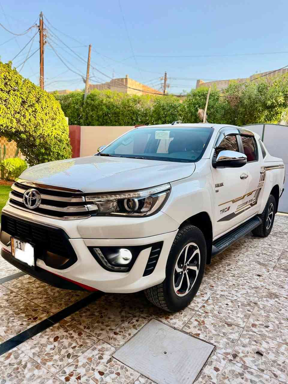 2020 TRD كويتيV6السعر245ورقة
هايلوكس TRD فول محرك 6 سلندر رقم بغداد الجديد الانكليزي اب اسمي معروف مواصفات الكويتي فول بصمة وتحكمات السيارة استخدام نضيف جدا داخل وخارج تخم تاير وصيانة وادامة كامله 

ملاحظة (بيهة صبغ بل جاملغ الايمن  ومصبوغ نفسة ومصلحه تصليح درجة اولى وباقي الكشر مكفول من الصبغ )

السعر 245 ورقة السعر نقد بدون مراوس 

الموقع بغداد حي الخضراء او بغداد الجديدة

الاتصال على ***********
