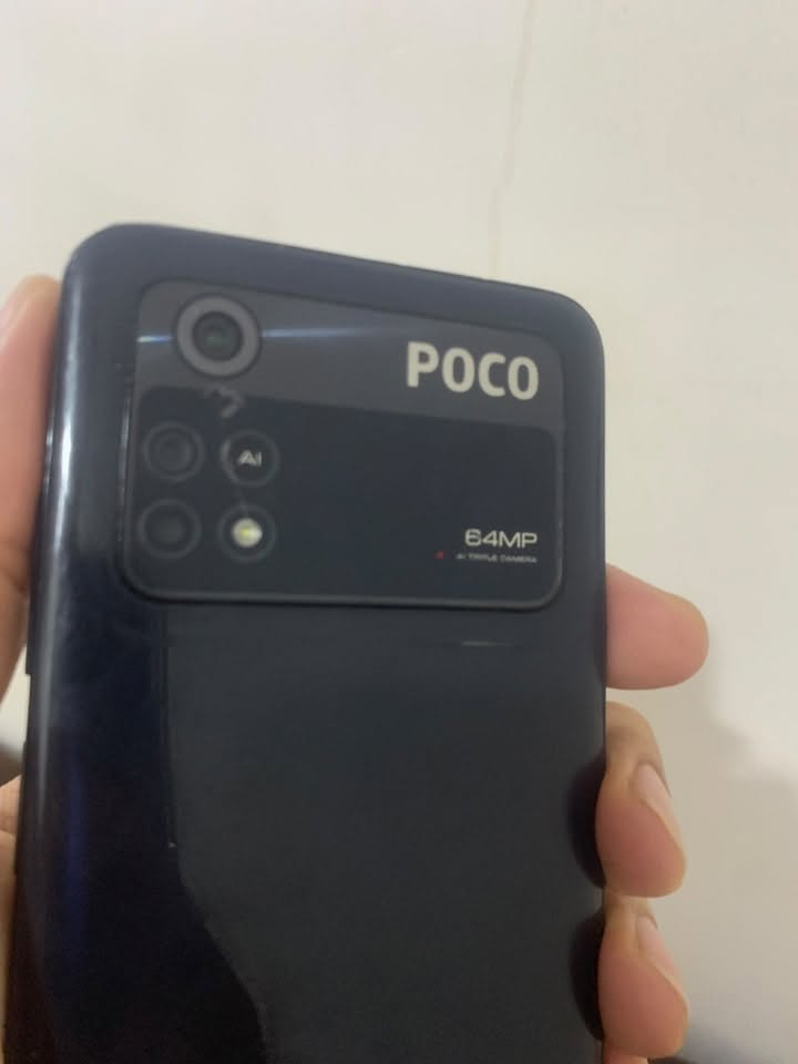 سلام عليكم 
البيع اراوس ويا ايفون ١١ انطي فرق
Poco M4 Pro
256كيكا
٩٠ فريم
١٢٠هرتز
شاشه مبدلة  ولله اصلي اصلي بشرت انطيك 
سعر ١٣٥ الف مجال 
مكاني كركوك 
***********

نص مكتوب في الصور:
- 7:30 81% About phone 1.0.9.0.TKEMIXM Device name POCO M4 Pro Storage 75.8 GB / 256 GB OS version (for POCO) 1.0.9.0.TKEMIXM Android version 13 TP1A.220624.014 Android security update 2024-12-01 Detailed info and specs Back up and restore Factory reset