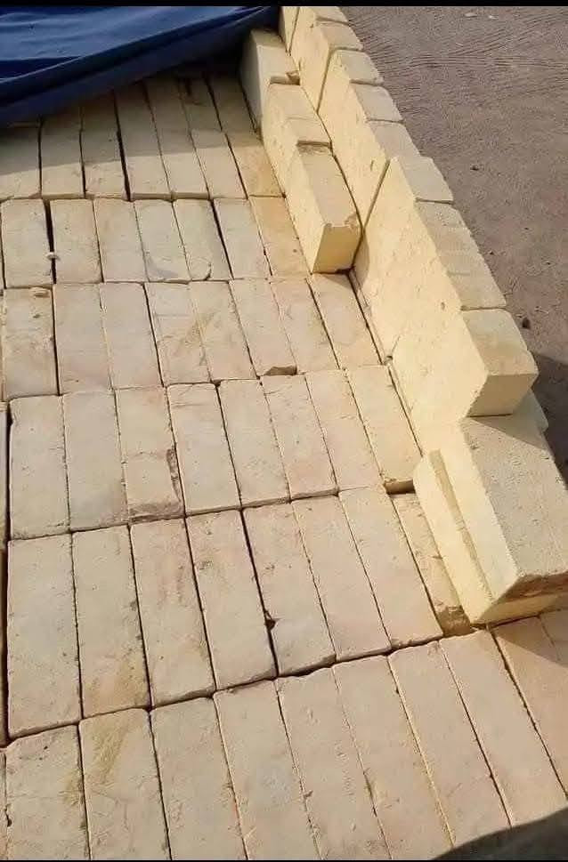 طابوق إصلاح • ٤٠٠٠ • بالمعمل