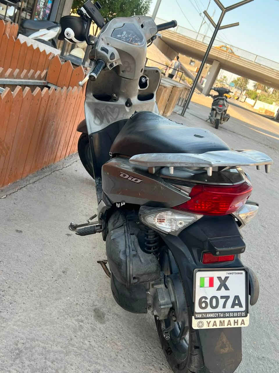 درجة ديو هوندا ياباني 140 درجة جاهزة وماناقصهة شي محرك اخرس
كهربائية كلهة شغالة تايرات جديد طسه حلو ونكرة بكل وقت سعر 500
و مكاني بغداد جسر المثنى او الكريعات سبع بكار  
***********
