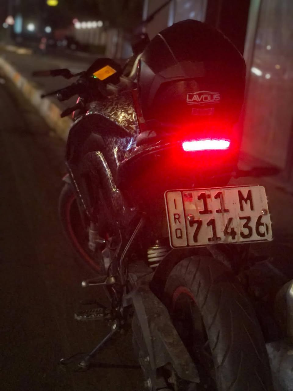بينيلي • C180 • راديتر