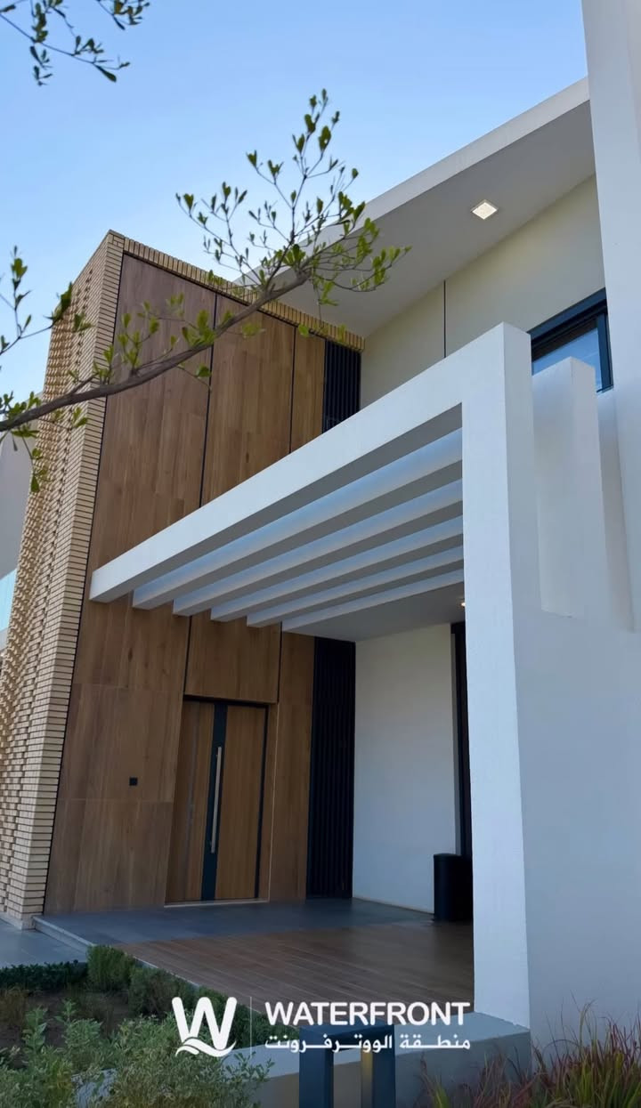 🔥 VILLAS | WATERFRONT ZONE 🔥

🏡 تتوفر الآن فلل فاخرة للبيع في Waterfront Zone – بدور بغداد

بتصاميم عصرية، مساحات متنوعة، وتجهيزات ذكية تمنحك مستوى جديد من الراحة والفخامة.

📐 المساحات المتوفرة:
• 250 م²
• 300 م²
• 400 م²

✨ أبرز المواصفات:
🛏️ تصاميم فاخرة ومساحات مدروسة
❄️ نظام تبريد مركزي حديث VRF
🏠 نظام منزل ذكي Smart Home
🔐 نظام أمني متكامل KNX

📍 Badoor Baghdad | Waterfront Zone
🔑 استلام مباشر وفوري

📞 للاستفسار والحجز:
***********

🔥 اختر مساحتك… وابدأ حياة بمستوى مختلف.

