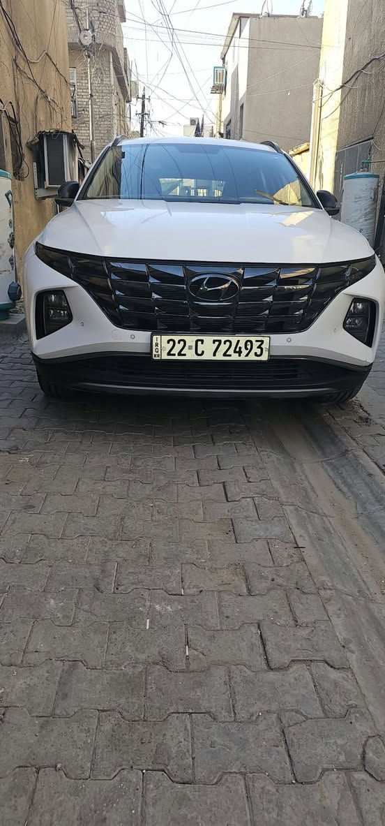 توسان 22 رقم اربيل
بيع او مراوس بسياره عاليه يفضل هايبرد
ماشيه 69 الف 
محرك 2000 خليجي
موصفات توسان معروفه 
حساسات أماميه خلفيه 
تبريد قطعتين 
شاشه كبيره 
تحكم ستيرن 
هند بريك دكمه 
كشنات جلد 
بيه دعجه فوق جاملخ بصندوق كما موضح بصور 
مع سونر 
تبديل الفرم ممه 
مكان سياره بغداد باسمي 
الاتصال ***********
سعر 173 ورقه بيه مجال
