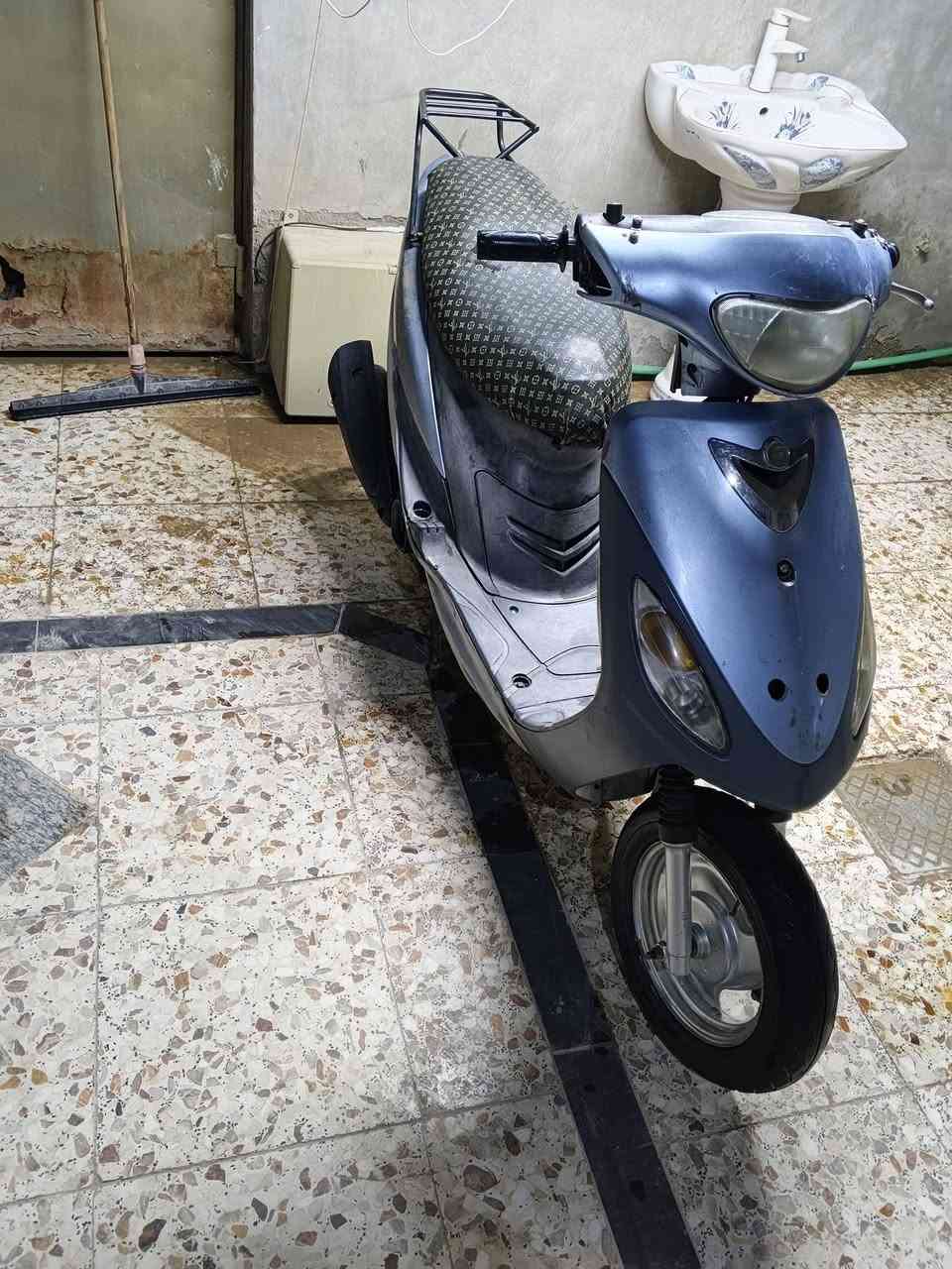 ماكس منغولي
سلف هندر كهربايات 
كلشي يشتغل بيها
مكينه ناعمه
كفراصلي ختم واحد
السعر 
450
وتساب
‏‪***********‬‏
