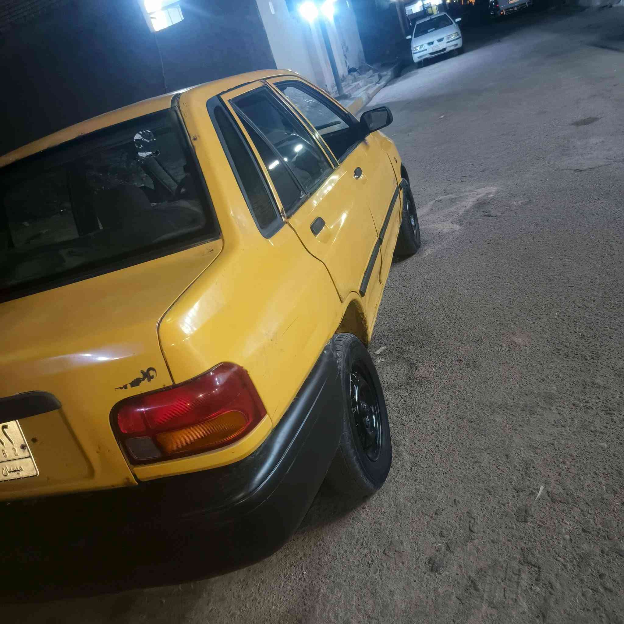 سيبه للبيع مكينه وكير مكفولات سياره حلون ونضيفه انضف من صوره سنويه نافذه ٢٣ تيرات نضاف وحداديه حلوه باتري جديد موديل 11 السعر 13 ورقه ومكاني ميمونه وهذا رقمي ***********

