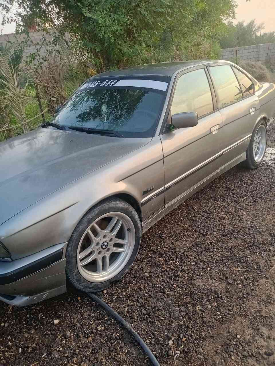 سلام عليكم بيم 525بجم عريض 
ويل رياضي 
تبريد تدفا 
مكينه جديده تخبل سياره ماعايزه 
لسعر 46وبيه مجال عنوان ديوانيه 
***********

