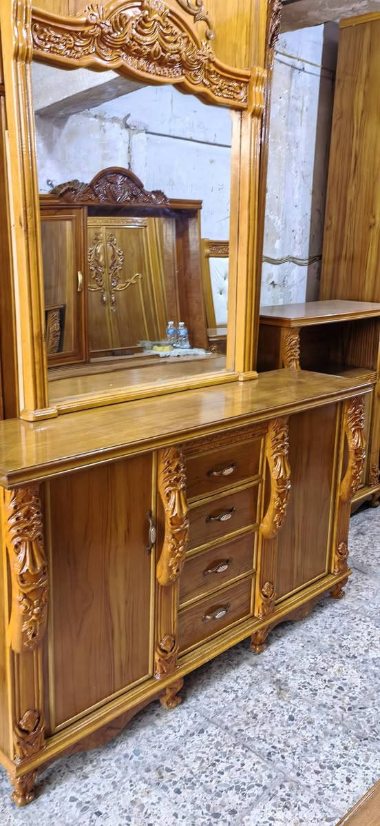 غرفة ٦ قطع • زان مصري • نظيف ١٠٠٪