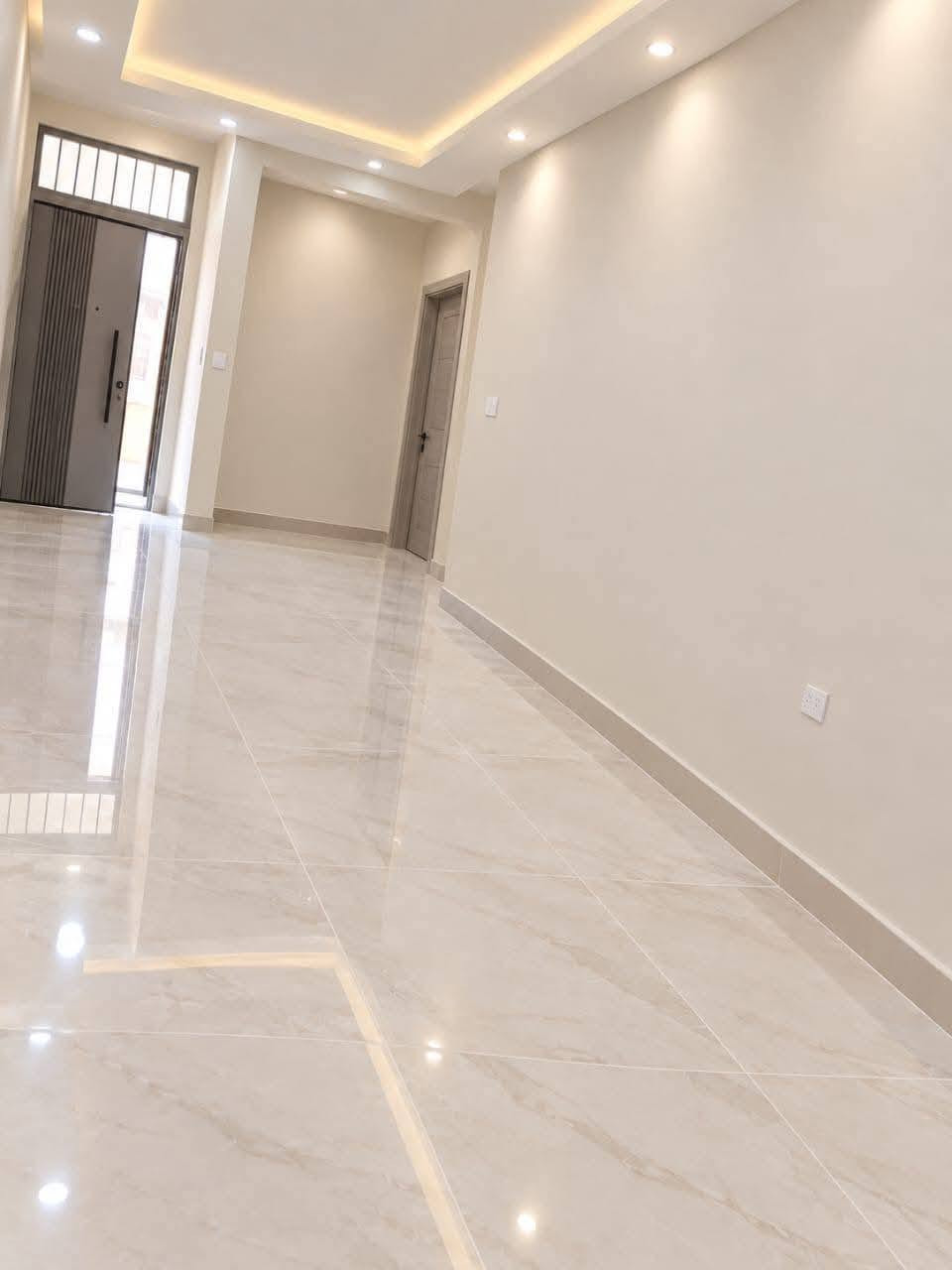 شركه بيت الفن للديكور
كافه الديكورات معجون فوم خارجي جبس بور 
لبخ بياض نشتغل كافه مناطق البصره للتواصل 
***********
