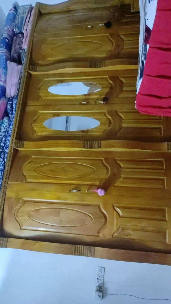 غرفه جديدة ستعمال قليل اريدهة بست ميه وخمسين قفلهة ست ميه لامكان دوانيه دغارة يم معمل طابوك ‏‪***********‬‏
