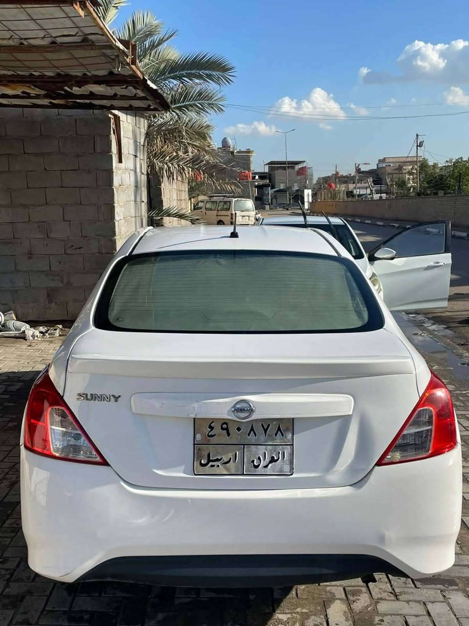 السلام عليكم للبيع نيسان سني هندي موديل 19 بيه ظربه بجم مو قويه وجاملغ خلفي مكينه كير تبريد كهربائيات جاهزه رقم أربيل بأسم شركه تحويل أو وكاله 
السعر 83 أو مراوس ماليبو 
البصره المعقل قرب جامعة شط العرب 
*********** البصرة, العراق
