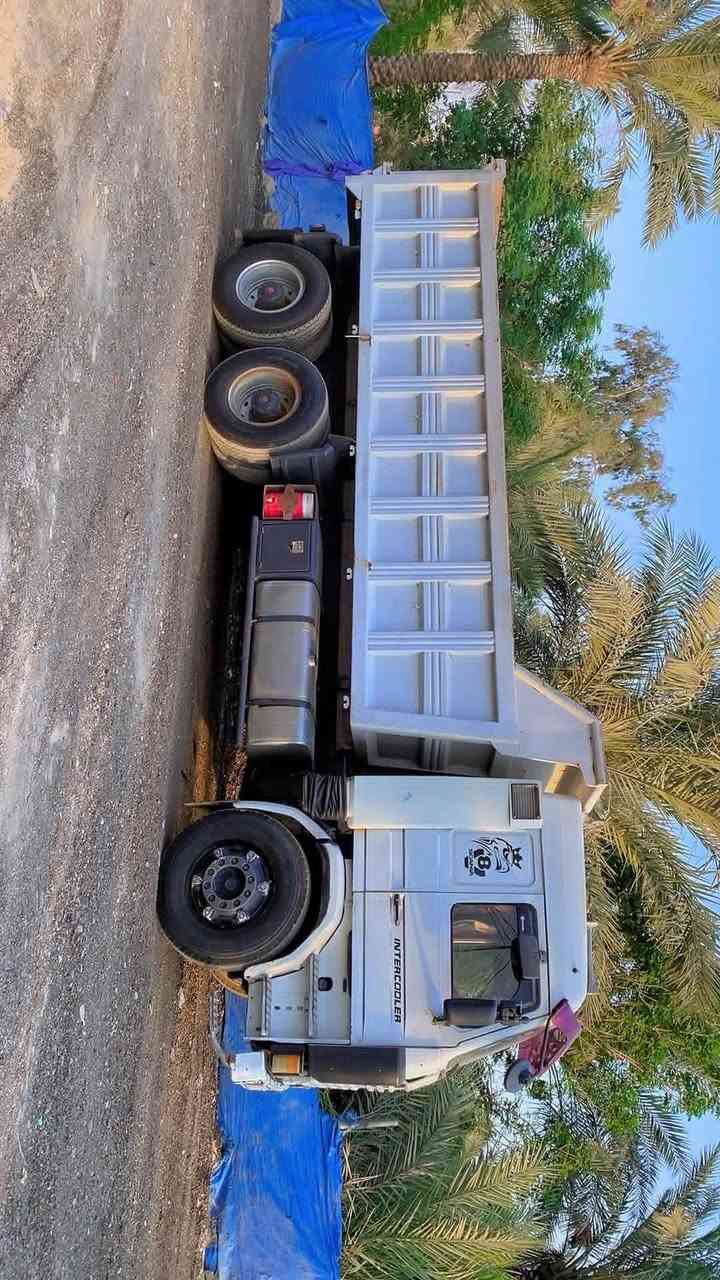 سلام وعليكم سكانيه البيع مكفوله كفاله عامه شاصي بلادي مجموعه البي جي اف مكينه قطرت بخار ما بيها 8/0 كير مكفول 5/5 تخم تاير قماره بلاديه
جهازه كبل الشغل 
سياره بسمي وسنويه جديده وتحويل مباشر 

‭***********‬
