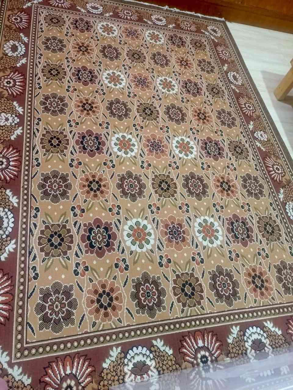 فرشات كليم لايراني قياس 2في 3 كلش نظيفات للبيع
