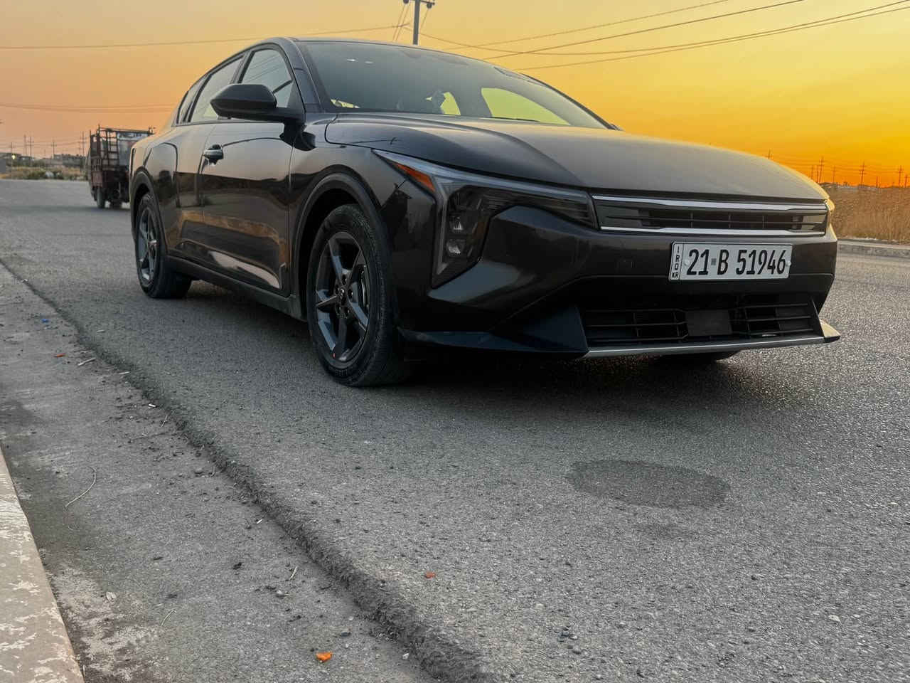 السلام عليكم👉-(لون نفطي-زيتوني)
كيا K4 2026  رقم سليمانيه  بأسمي ماشية 5000mi    بنيد صبغ"👇 حته راديترات مواصله ولا شواصي كفاله

المواصفات : 👇🚘
بصمة  / هندبريك دكمة  / لايت LED  / مكينة 2000 دوش / شاشة كبيرة متصلة ديجتال   / اوتو هولد / LED امامي وخلفي / قيادة ذاتية / كامرة دوارة / رادار تعديل مسار / اوتو بريك / مود درايف / تحكم ستيرن / كروس سرعة /مانع انزلاق / بلوتوث / اواكس / USB / 

مكاني ديالى❤️

للتواصل والاستفسار : *********** بعقوبة, ديالى
