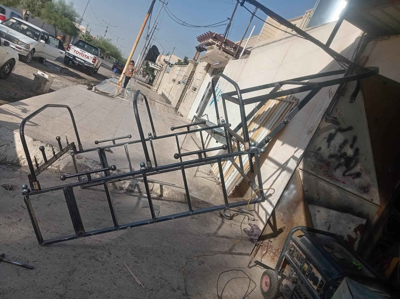 محجل سوته فصال جديد معى اقواس الجادر معى الشد بدون صبغ السعر(٩٠)موبايل (***********) (***********)
