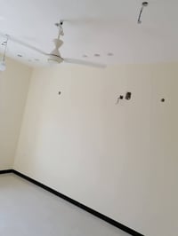 صبغ غرفة • كرستة • معالجة رطوبة