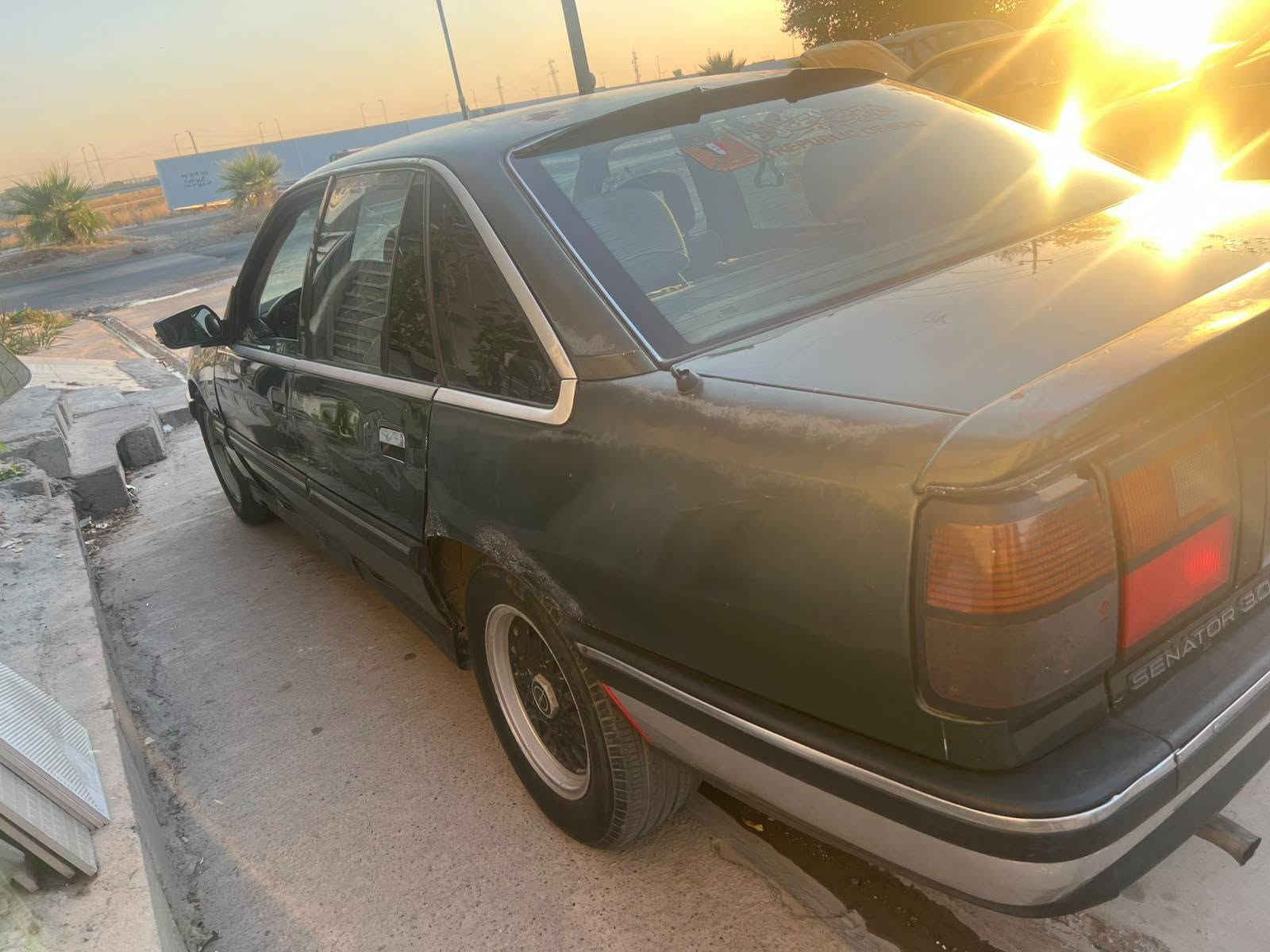 سيناتور  Senator 1992
محرك 3.0 معدل صالنصه رياضي وشوته اناره حوضيه متغيره
مشروع وطني لل 27    فتحه سقف كهرباء كير محرك ب الشرط صدر تخم تاير كله ب الشرط مكاني كركوك شراي اتصل***********
