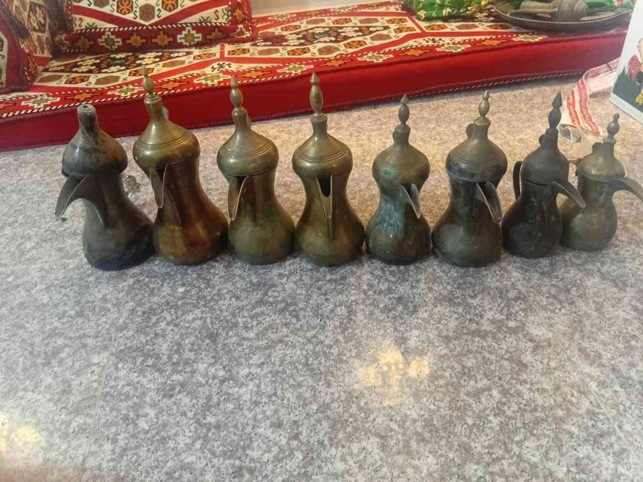 السلام عليكم للبيع ١٧دله و قوري و مصب  العنوان بغداد الدوره رقم ***********السعر خاص  واتساب

