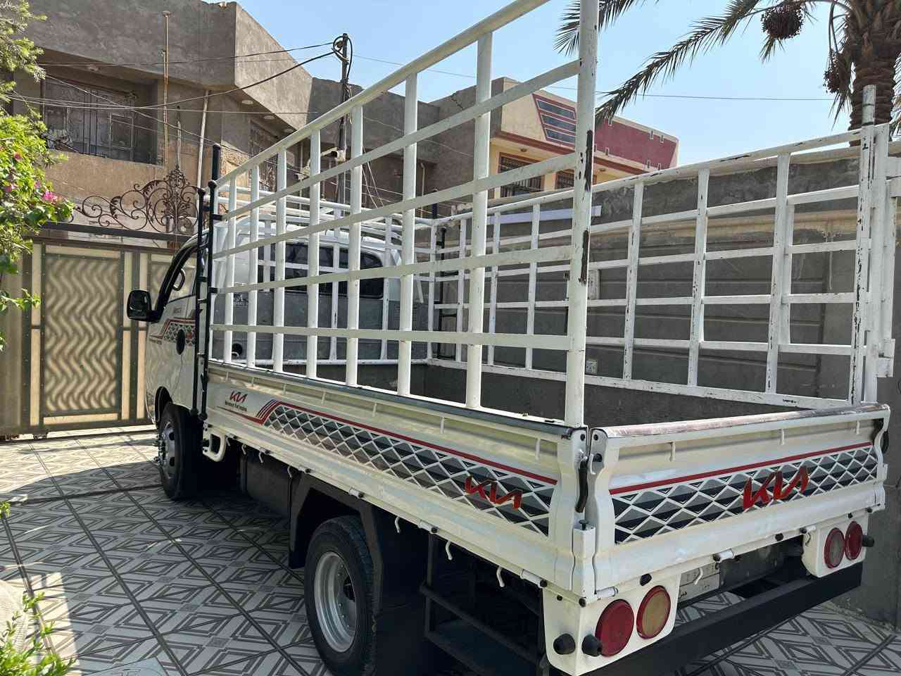 السلام عليكم كيه موديل ١٤ جاهزه
رقم بابل  سياره داخله هسه كامله
الوحات انكلزي لسه ماشادهن
سياره تجي اشوفه او قتنع بيه ياالله تاخذه
الاستفسار ***********  تحويل ثاني يوم سنويه ٢٩ تسقط
السعر  ١١٧ $
