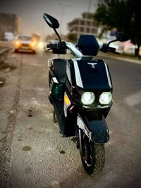 دراجة شحن • ٦ بطاريات • جديدة
