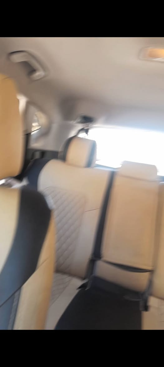 السلام عليكم توسان ١٩ امريكي حادث جاملغ وبنيد سعر ١٣٨ ماشيه ٦٠ ميل بسمي سنويه ل ٣١ مكينه كير مكفول تبريد قطعتين فول عده الفتحه بغداد العبيدي هاتف ***********

