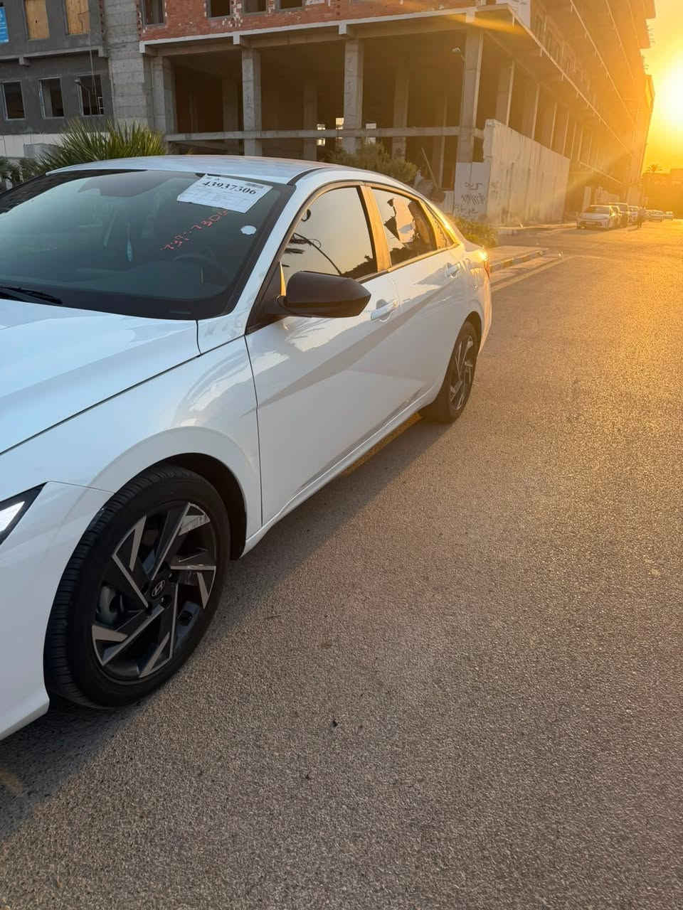 🚘 هيونداي إلنترا SEL SPORT 2025 للبيع

• الموديل: 2025
• الفئة: SEL Sport
• المحرك: 2.0L بنزين
• 4 سلندر DOHC / VVT
• القوة: 147 حصان
• ناقل الحركة: أوتوماتيك
• الدفع: أمامي FWD
• الممشى: 9,150 ميل فقط 🔥
• اللون الخارجي: أبيض
• التشغيل: Run & Drive
بصمه تشغيل عن بعد 
• كاميرا خلفية
• تشغيل بدون مفتاح
• تحذير النقطة العمياء
• تحذير مغادرة المسار + المحافظة على المسار
• حساسات ضغط الإطارات
• إضاءة LED
• مثبت سرعة/أنظمة أمان ومساعدة بالسياقة

📍 السيارة وارد أمريكي 🇺🇸

💰 السعر: [150بيه مجال
📞 للاستفسار:***********

السيارة نظيفة ومواصفاتها حلوة جداً، والممشى قليل بالنسبة للموديل. منفيس فحص موقت

بيبان اثنين مال سايق وخلف السايق امبدل نفس الموديل  غير لون مصبوغ 
التكمه الاسفل مصلحه ضرر خفيف التكمه الفوك سليمه 
جاملغات خلفيفه الثنين مصلحات مصبوغات الصندوك سليم

عنوان السياره: بغداد
