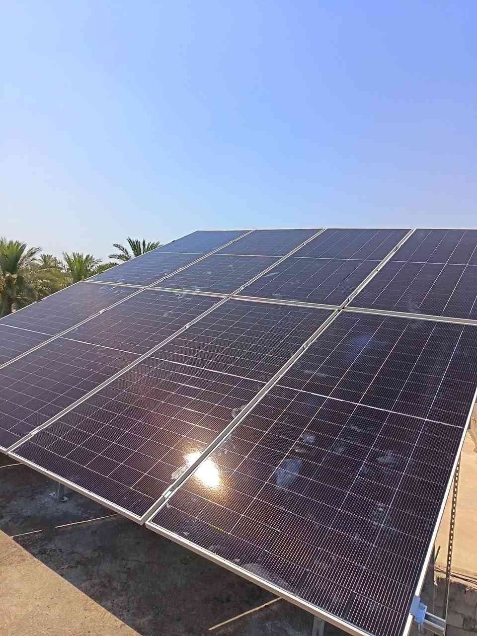 ودّاعاً لانقطاع الكهرباء.. الطاقة المستدامة بين يديك! ☀️
​📢 بشرى سارة لأهالينا الكرام في بغداد الحبيبة وديالى العزيزة
​تعلن يونس للطاقة الشمسية عن عرضها الأقوى والأضفر بالراحة والأمان! ⚡
​🔋 منظومة طاقة شمسية متكاملة (16 أمبير ليلاً ونهاراً)
وفر لك ولعائلتك كهرباء مستمرة بدون انقطاع وبأعلى كفاءة.
​💰 السعر التنافسي الخاص: 4,725,000 دينار عراقي فقط!
​🛠️ مواصفات المنظومة الفائقة:
​⚡ انفرتر Deye ذكي بقدرة 6.6 كيلو (ضمان 5 سنوات)
​🔋 بطارية SAKO بسعة 15K (ضمان 5 سنوات)
​☀️ 8 ألواح جينكو (Jinko) بقدرة 620 واط (ضمان 10 سنوات)
​🏗️ هيكل ميكانو عالمي أو حدادة مغلونة (حسب رغبتك وطبيعة موقع النصب)
​🛠️ شامل التنصيب، التجهيز، والتشغيل الفعلي
​⚠️ تنبيه مهم: الكمية محدودة جداً بهذا السعر الاستثنائي! سارع باقتناء منظومتك الآن ولا تفوّت الفرصة.
​📍 عنواننا: ديالى - بعقوبة - التحرير (مقابل قيادة شرطة ديالى)
📞 للتواصل والاستفسار (اتصال أو واتساب): ***********
​✨ يونس للطاقة الشمسية.. خيارك الأضمن لمستقبل أضواءه لا تنطفئ! ✨
