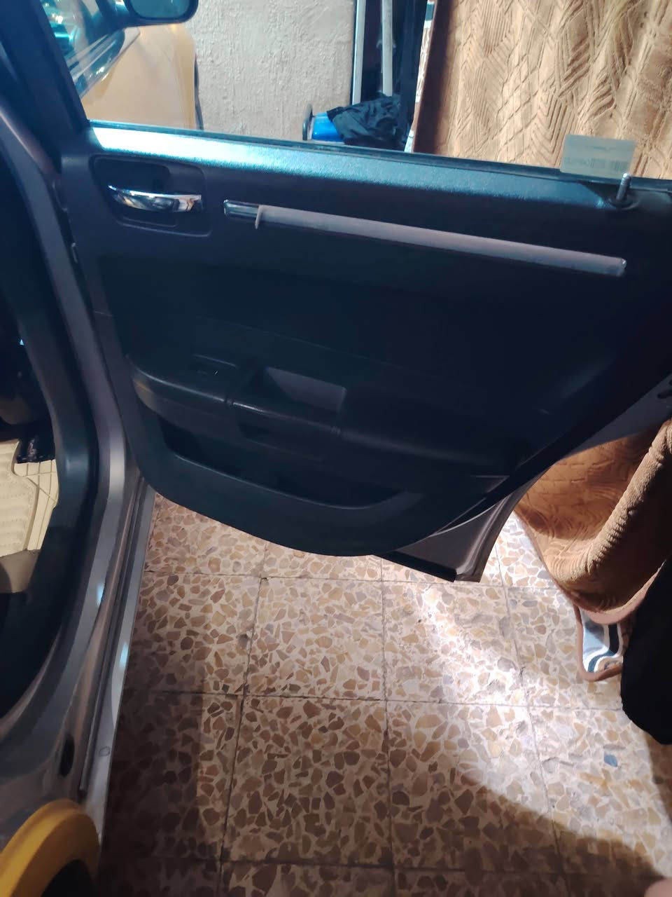 سلام عليكم اوبامه للبيع خط السياره نجف عماره اتصال علا رقم  ***********
