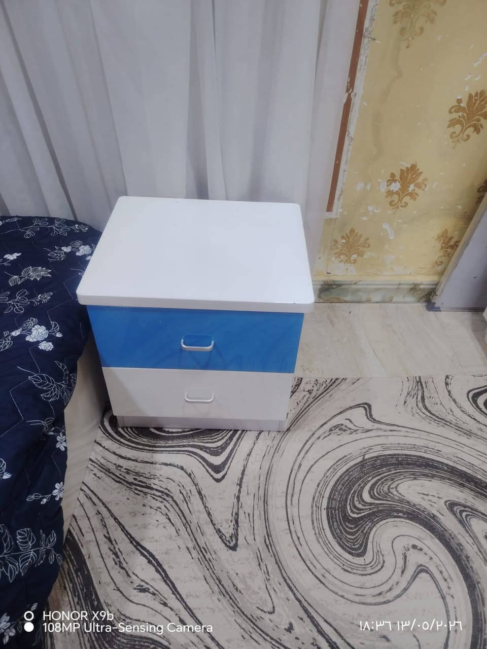 غرفه اطفال قويه تجنن جديده استعمال شهر ب450بيهه مجال قليل استفسار كرمه ابو صخير ***********

نص مكتوب في الصور:
- HONOR X9b 108MP Ultra-Sensing Camera 14:36 2024/05/13
- HONOR X9b 108MP Ultra-Sensing Camera ١٨:٣٦ ١٣/٠٥/٢٠٢٦
- HONOR X9b 108M P Ultra-Sensing Camera 18:36 1403/05/26
- HONOR X9b
- 108MP Ultra-Sensing Camera ؜١٤٠٢/٠٥/٠٥ ١٨:٣٦
- 108MP Ultra-Sensing Camera
- ١٨:٣٧ ١٣/٠٥/٢٠٢٦