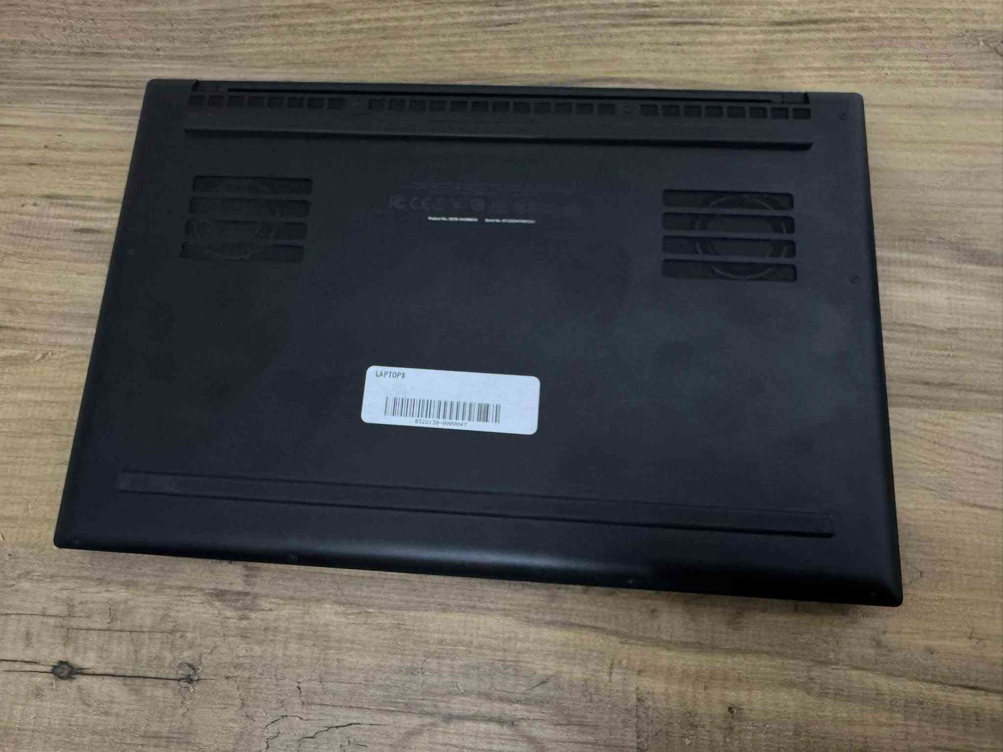RAZER BLADE 15
السعر   1,250,000 
المواصفات
المعالج
Intel Core i7-11800H
الرام
16GB DDR4
التخزين
1TB NVMe M.2
كارت الشاشة
 RTX 3070 8GB  95W
الشاشة
2K 15.6 165Hz

نص مكتوب في الصور:
- Installed batteries
- Information about each currently installed battery
- BATTERY 1
- NAME
- Blade
- MANUFACTURER
- Razer
- SERIAL NUMBER
- CNB1RC30-02481B700301-A06
- CHEMISTRY
- Li-I
- DESIGN CAPACITY
- 80,219 mWh
- FULL CHARGE CAPACITY
- 65,589 mWh
- CYCLE COUNT
- Recent usage