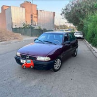 استرا • محرك 1.6 • ١٩٩٢