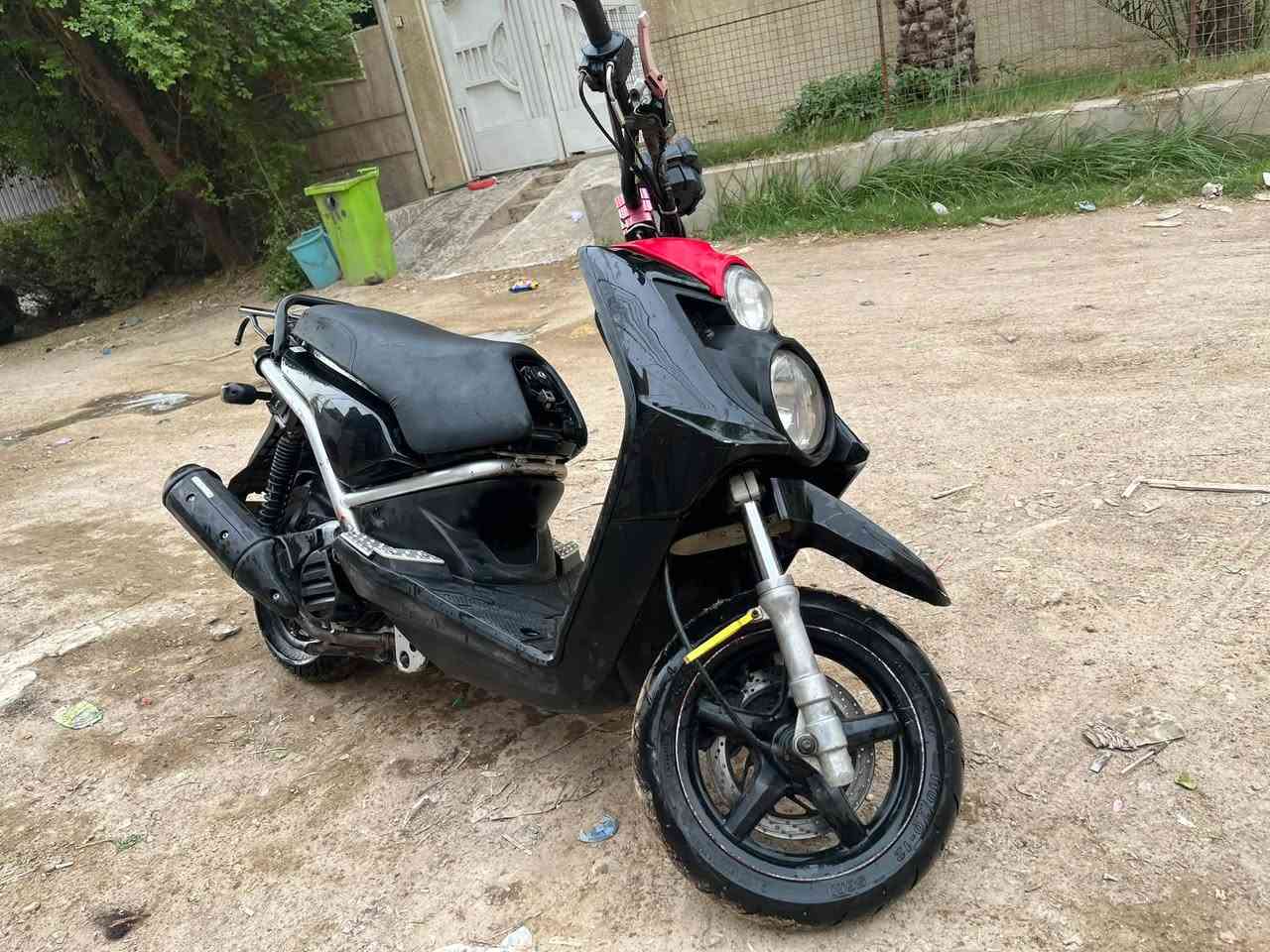 سلام عليكم سكنس جبلي بعد رمبه ممشه تايوان بعد جديده فقط دهن بدلت بيه حته باتري بعد مال تايوان محرك كفاله عامه اي نقص ما بيه مكان مصفه دوره صالي سبوعين من نزلته من رمبه ***********
