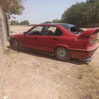 بي ام 330i • جير عادي • كەلار