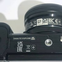 سوني ZV-E10 • عدسة 16-50mm • فيديو 4K