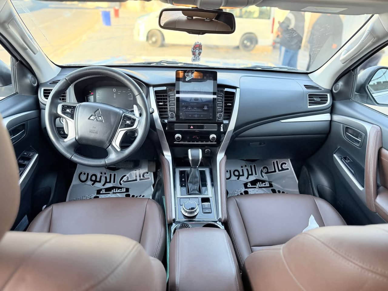 باجيرو سبورت مونتيرو
موديل 2020السعر 220
رقم اربيل بأسمي 
بصمه +بصمه ابواب
فتحه سلايت 
شاشة دجتال 

8 ايرباك

سايد بريك بصمه 

نضام اوتو هولد 

كشنات جلد ماروني 
كشن السايق كهرباء 
شاشه كبيرة

كامره خلفيه

اريل نفكيشن 

دوس بلاك 

تحكم استيرن  جهتين

شفتات استيرن 

ترحيب 

كروز سرعه 

قياده ذاتيه

مري شفط كهرباء

يدات نيكل

اشاير بل مري

لد نهاري

رادار امامي 

حساس امامي 

حساس خلفي 

ماشيه 32فقط

٧ راكب 

٣ قطع تبريد

6سلندر  (3000) 

كير 8نمره

فور ويل

محرك كير علا وضع الوكاله 
مكان السياره علي الصالح 
للاتصال ***********
