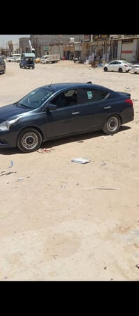 فيرسا • ٢٠١٥ • بصرة زبير