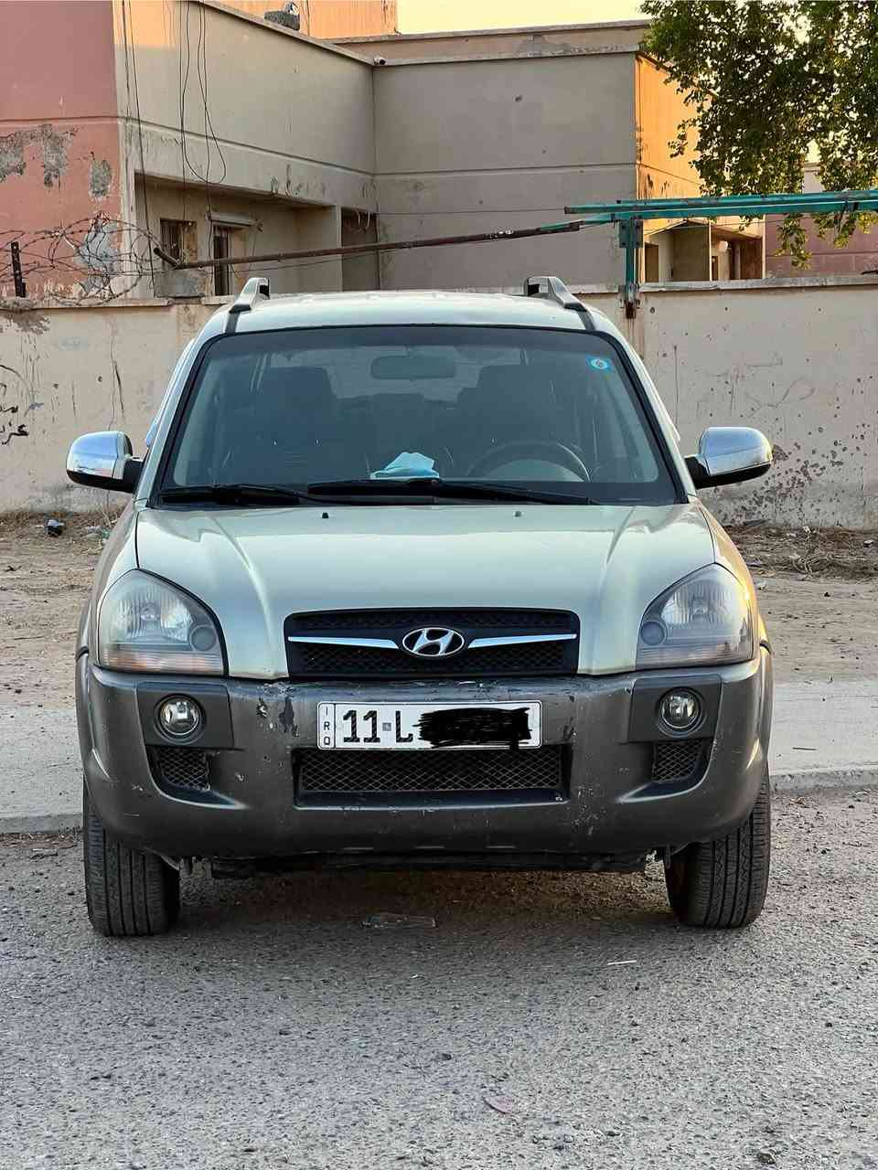 السلام عليكم
هيونداي توسان 2008 
محرك 6سلندر 2700
رقم بغداد تحويل مباشر 
ماشيه 150 سياره حلوه ومرتبه 
ببيهه 3قطع صبغ اثر جراد بدون ضربه 

4x4

((السعر 77))

مكان السياره صلاح الدين بيجي
رقم 
((***********))
