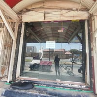 محل للايجار  العرض 4 امتار تقريبا والطول 8 امتار  ايجار سنوي مقدما الع...