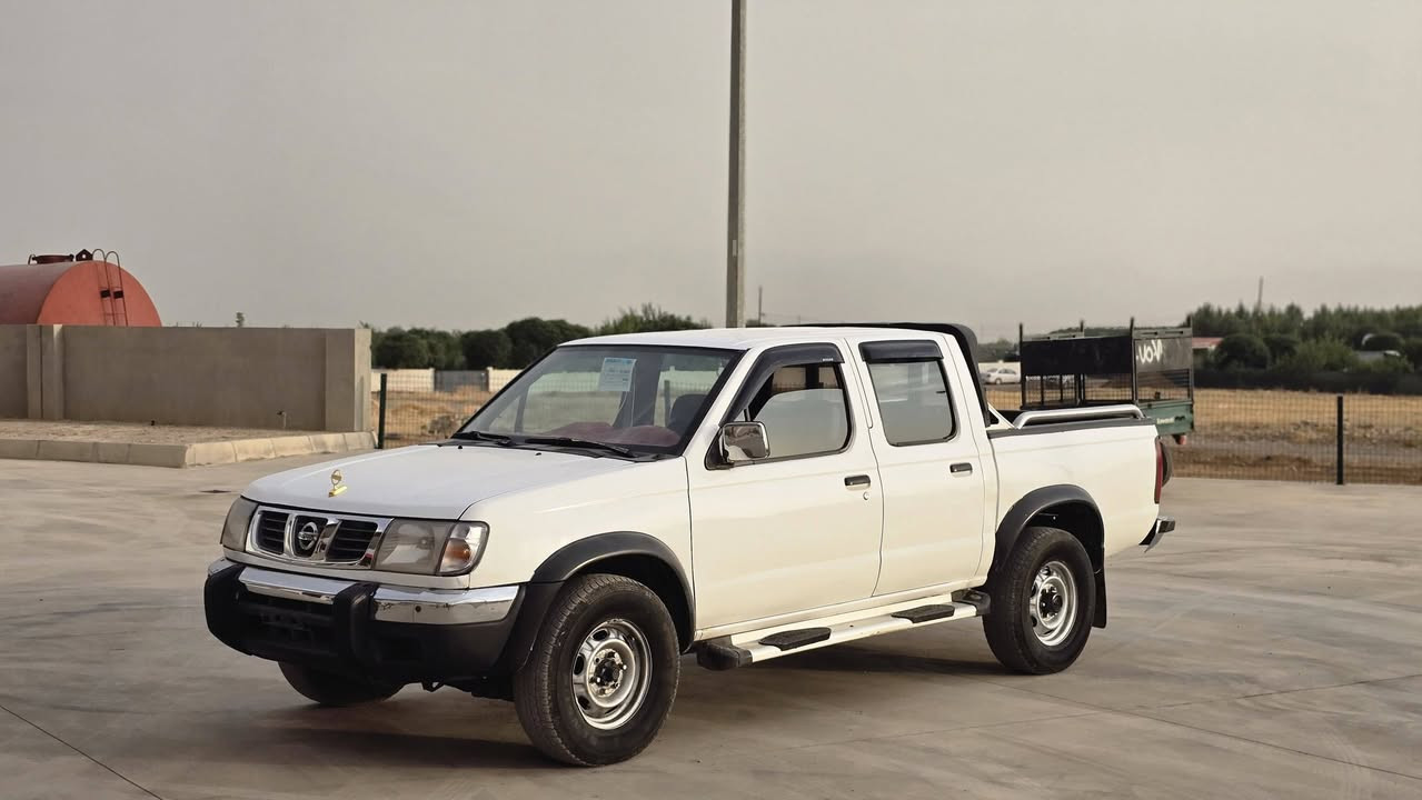پیکاب نیسان(((2005)))
کتاب مزایدە بەشەرت وەکالە✅ 
بێ بۆیاخە سەیارەکە ساغە
مووسو بڕاوا بەشەرت
گێر مەکینە ئەکسل بەشەرت
4تایەو ویلی لۆکی لەژێرە سەیارەکە 
مەکینە بەخاخ ناو سور جام کارابای ناو داخلی لۆک ماواتەوە
پشتو پێشی کەپسەی سەیارەکە بێ دەحمو بێ لێ درانە 
تەبریت ساردوو گەرم بەشەرت دووکەڵ بوخار بەشەرت📦 
شوێن نزیک ڕانیە ***********_0774997994.ڤایبەر.واتسئاپ

