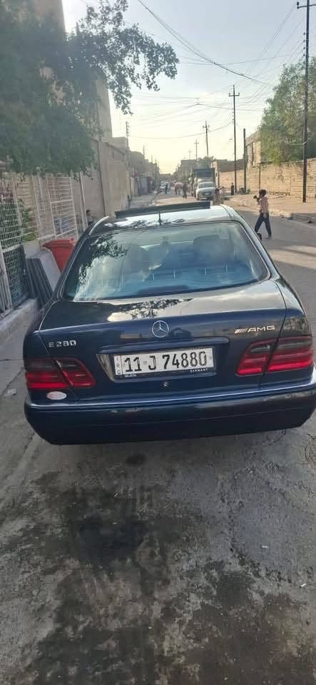 مرسيدس ام عيون مديل 97 رقم بغدادسياره صبغ جماليه فقط سياره حلوه شوفت عينك مانقصه كلشي سلايت روف شغال برده خلفيه شغاله صدر جديد تخم تاير كير مكينه مكفولات مكينه 320 عدله مرغوب مناقصه اي شي  
سعر 88 بيه مجال بسيط ستفسار ***********
