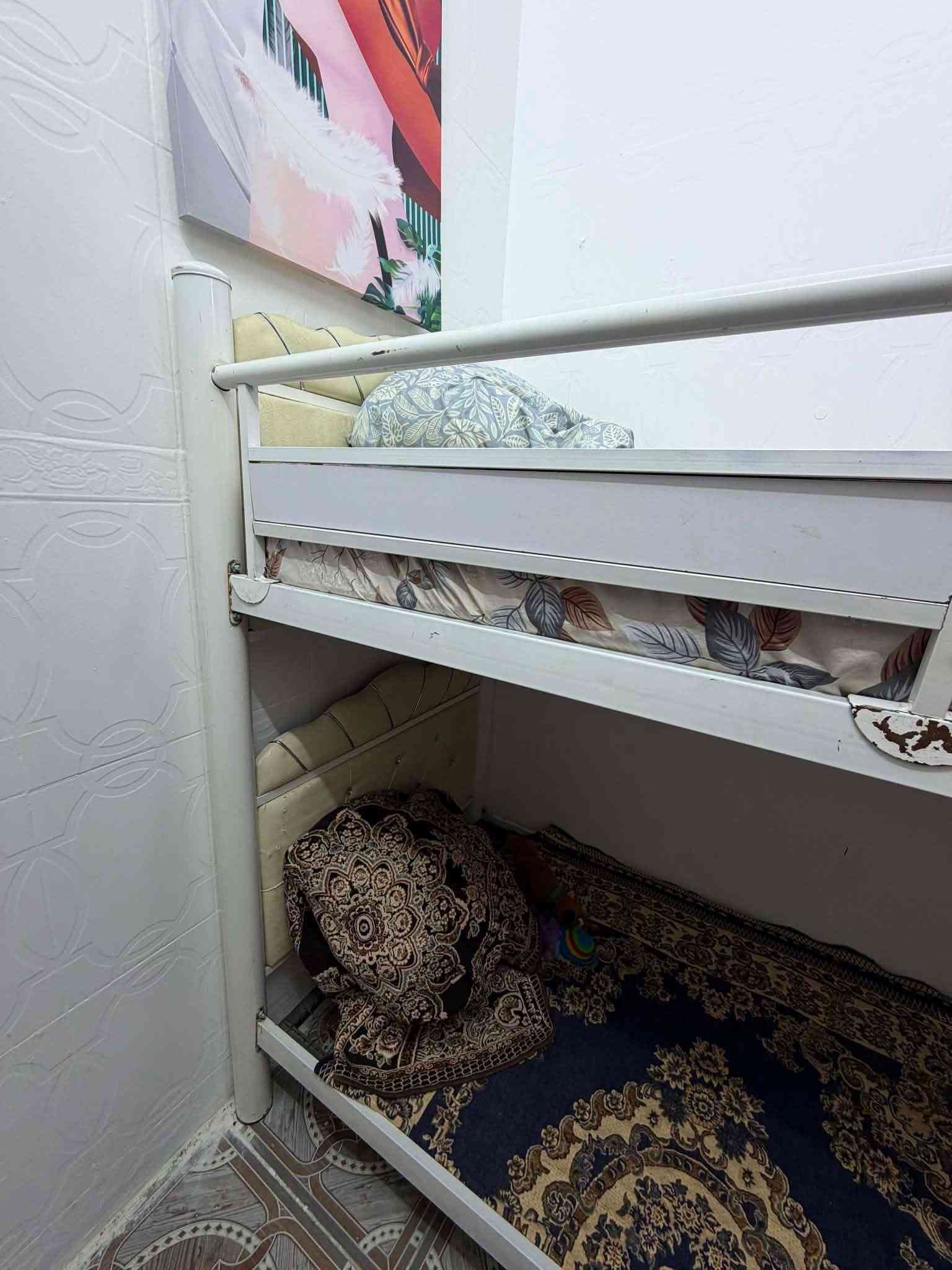 بوفيه نجاره • غرفه نضيفه • بايسكل