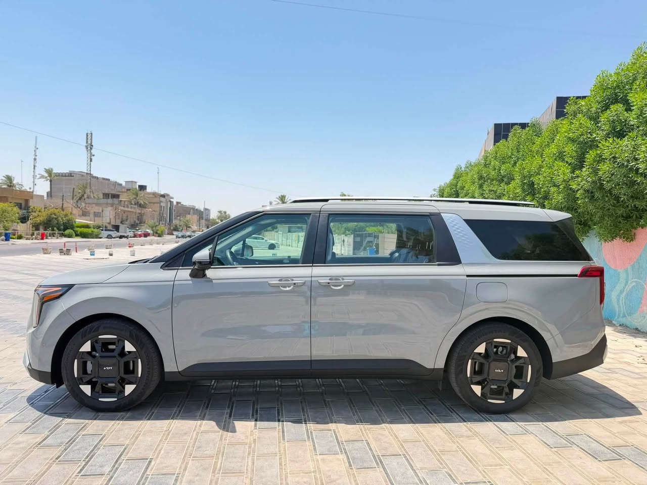 ياالله
السلام عليكم كيا كرنفال 2026 EX وارد امريكي 

Kia Carnival 2026 Silver 3.5L 6

                  حجم المكينه : 3.5 V6

         المسافه المقطوعه : 9000 ميل    

الضرر : بنيد دعاميه نفس الون جاملغ يسرا بارد 

بدون رقم تترقم جميع المحافظات

حالة الايرباك : دركه مطفي الكلوب   

#مواصفاتها 

1.شاشه 

2.كامرا

3.بصمه

4. نظام ايكو + سبورت

5.ويل كب 

6. تشغيل عن بعد

7.حساسات خلفي امامي

8.بيبان كهرباء

9.لايتات لد

10.لايتات زنون

11.بكلايتات لد

12.اشاير بالمري

13.رادارات 360

14.كشنات جلد

15.ثلاث قطع تبريد

16.هيترات بالكشنات 

17.هندبريك بصمه

18.شحن وايرليس

19.هيتر بالاستيرن

20.كشافات 

21.تحديد مسار

22.كشنات كهرباء

23.كشن السايق ميمري

24.تحديد مسار

#السعر : الطلب في التعليقات سياتي اليك مباشرة 

تفاصيل اكثر هذا رقمي *********** تحياتي 

مكان السياره بغداد حي الجامعه
