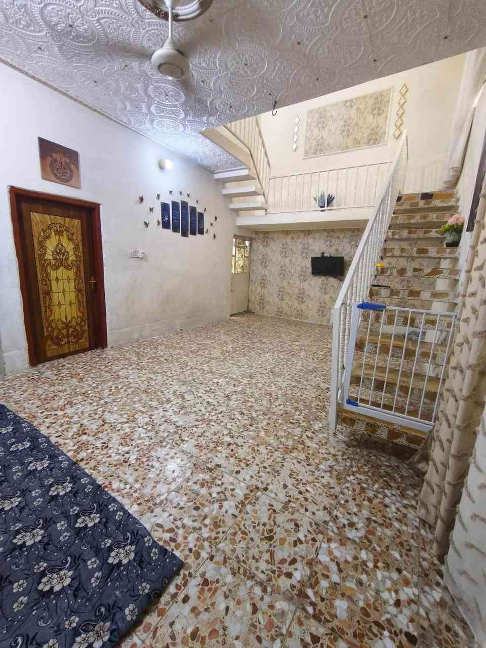 🏠 دار للبيع
يتكون من:

🔹 غرفتين نوم
🔹 استقبال
🔹 صالة
🔹 مطبخ
🔹 صحيات داخلية وخارجية
🔹 منورين
🔹 طارمة مسقفة
🔹 السقف عكادة

📍 الموقع: نهر عبد القادر، قرب بيت وعد الكصاب

📞 للطلب والاستفسار:
مراسلة على الواتساب أو الاتصال على الرقم:
***********
