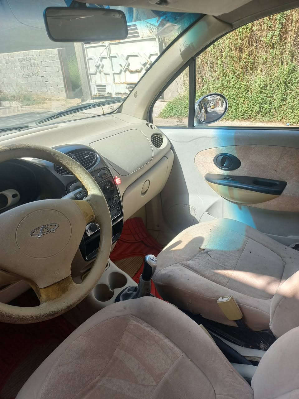 السلام عليكم كيو كيو موديل ٢٠١٣ كير عادي واوتماتيك رقم بغداد سيارة كير محرك صدر مكفول 
السعر٢٤ 
بغداد حي الجهاد 
***********
