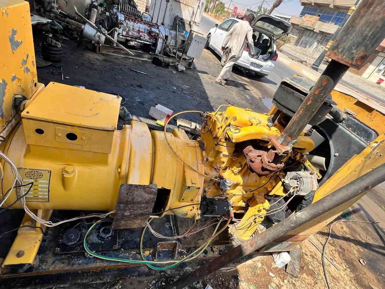 بيركنز موديل قديم  بلادي توليد مكينة نظيفة حيل  مولده 40 كيڤي المكان صلاح الدين قضاء العلم السعر 24 
***********
