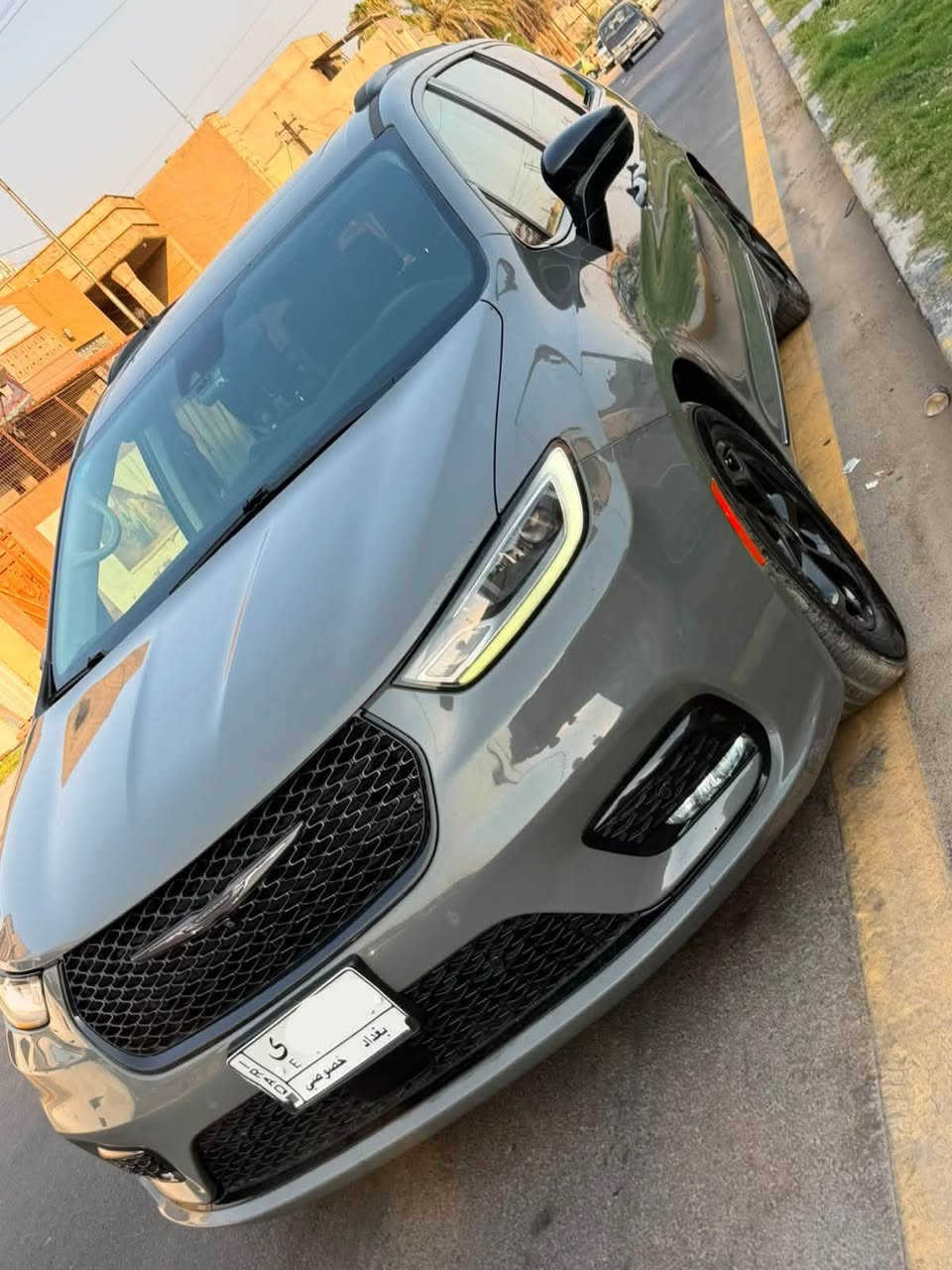 Chrysler Pacifica Limited 2022
🚨 باسيفيكا ليمتد 2022 

المواصفات : 

🔹 المحرك: 3.6L V6
🔹 الكير: أوتوماتيك 9 سرعات 
 🔹 الفئة: Limited
🔹 اللون الخارجي: سمنتي
🔹 اللون الداخلي : جلد أسود مع تطعيمات خشبية
🔹 مقاعد  خلفية منفصلة VIP
🔹كنترول تبريد خلفي منفصل
🔹خزن ميموري لكرسي السائق
🔹اشاير مري
🔹 رادار جانبي نقطة عمياء 
🔹تحديد مسار
🔹 سستم صوت متكامل HarmanKardon
🔹شحن لاسلكي 
🔹 شاشة Uconnect كبيرة 10.1 إنچ
🔹 Apple CarPlay + Android Auto
 🔹 دخول وتشغيل ذكي
🔹 تشغيل عن بُعد
🔹 أبواب جانبية كهربائية
🔹 باب خلفي كهربائي
🔹 كاميرات محيطية 360 درجة
🔹 كاميرا خلفية + حساسات ركن
🔹 مثبت سرعة
🔹 مرايات كهربائية
🔹 رصف تلقائي
🔹 مقاعد جلد كهربائية 
🔹 فرس متصل vip
 🔹 فتحة/سقف بانوراما
🔹 إضاءة خلفية LED كاملة
🔹 نظام Stow ’n Go لطي المقاعد وتوفير مساحة تحميل كبيرة

وباقي مواصفات ال Limted المعروفة

الحادث موضح بلصور

رقم الهاتف {***********}

📌 الموقع: [بغداد البلديات]
💰 السعر: [250]
