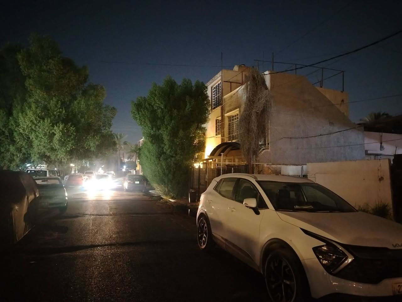 بيت طابو صرف للبيع سعر قطعة أرض العامرية حي الاقتصادين شارع السفارات موقع تجاري مميز بصف الشارع العام المساحة 310 متر
وإجهة 10 نزال ٣١ سعر المتر مليونين و600 سعر مناسب للاستفسار واتساب ***********
