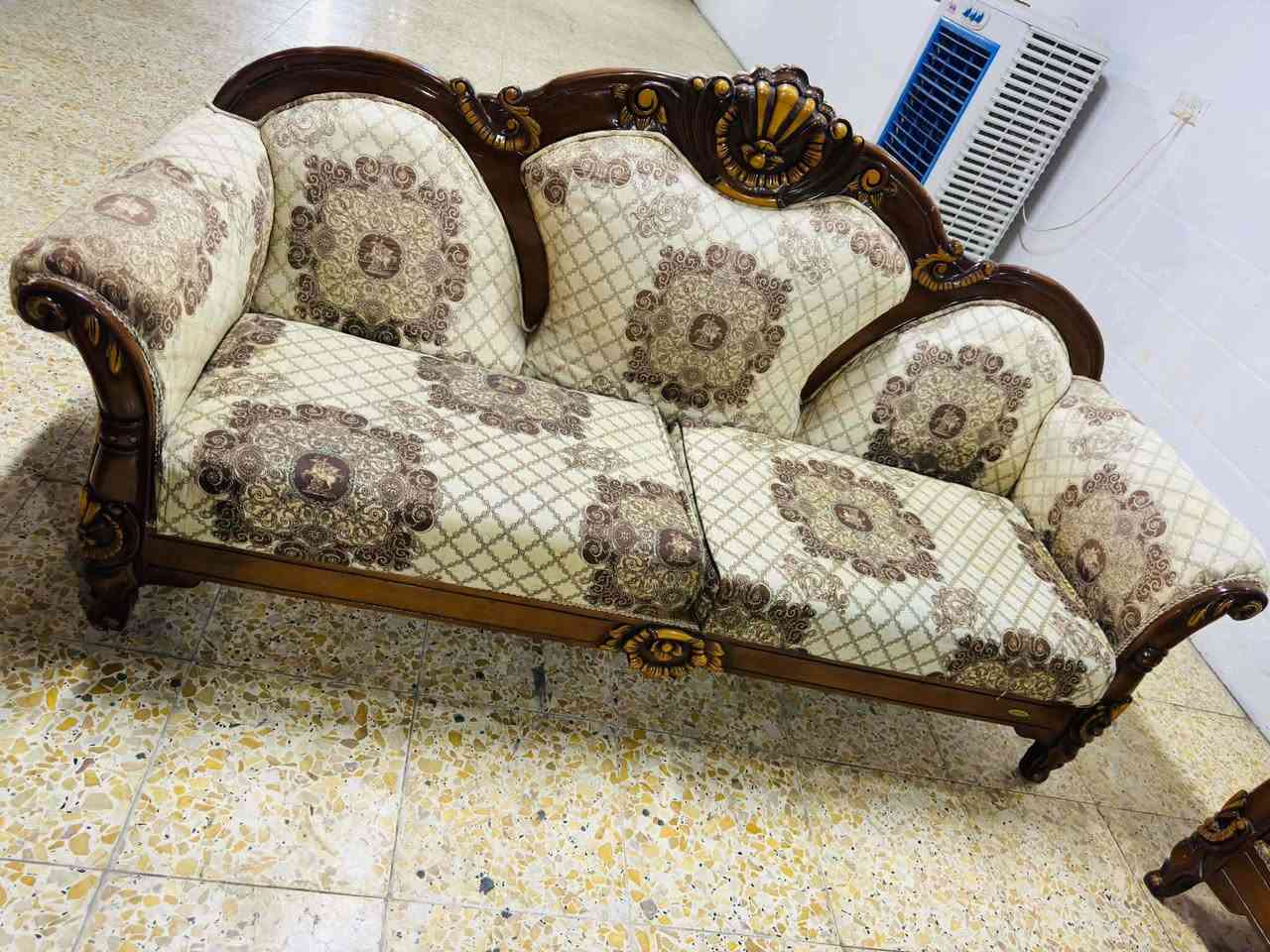 بغداد الأمين • تركي زان • ١٠ مقاعد