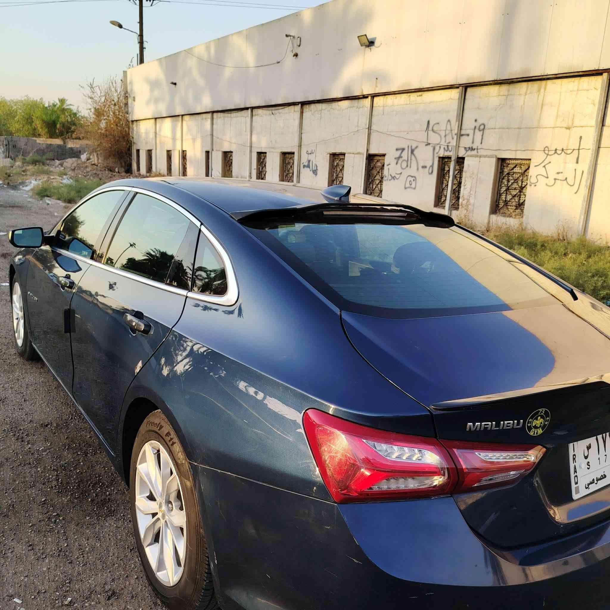 السلام عليكم
ماليبو 2021 وارد امريكي حادثها مرفق بالمنشور بنيد صبغ و باب و جاملغ خلفي كلير امريكا صدر تخم تاير جديد تبريد ثلج 🥶 كير مكينة بشرط جدد رقم بغداد 

مكان بغداد 

السعر 90 وبي مجال 

للاستفسار ***********
